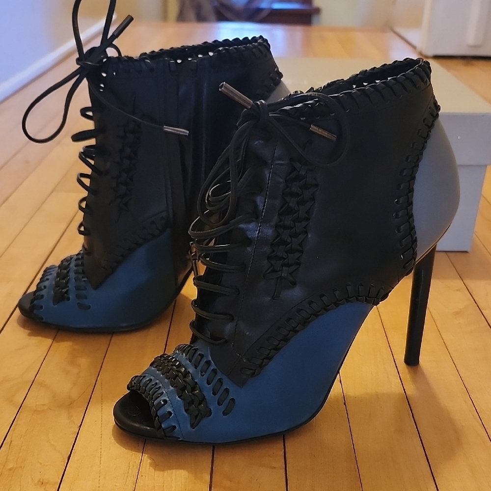 Elegant Black and Blue Lace-Up Women's Heels